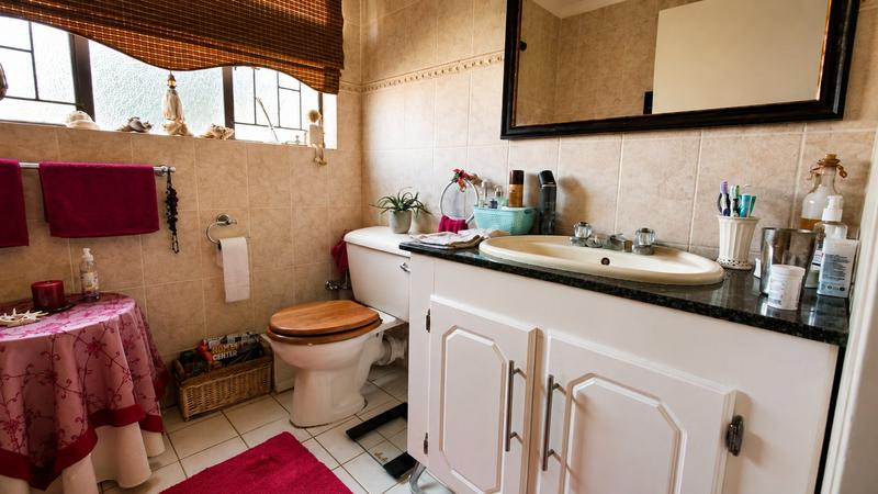 5 Bedroom Property for Sale in Dan Pienaar Free State